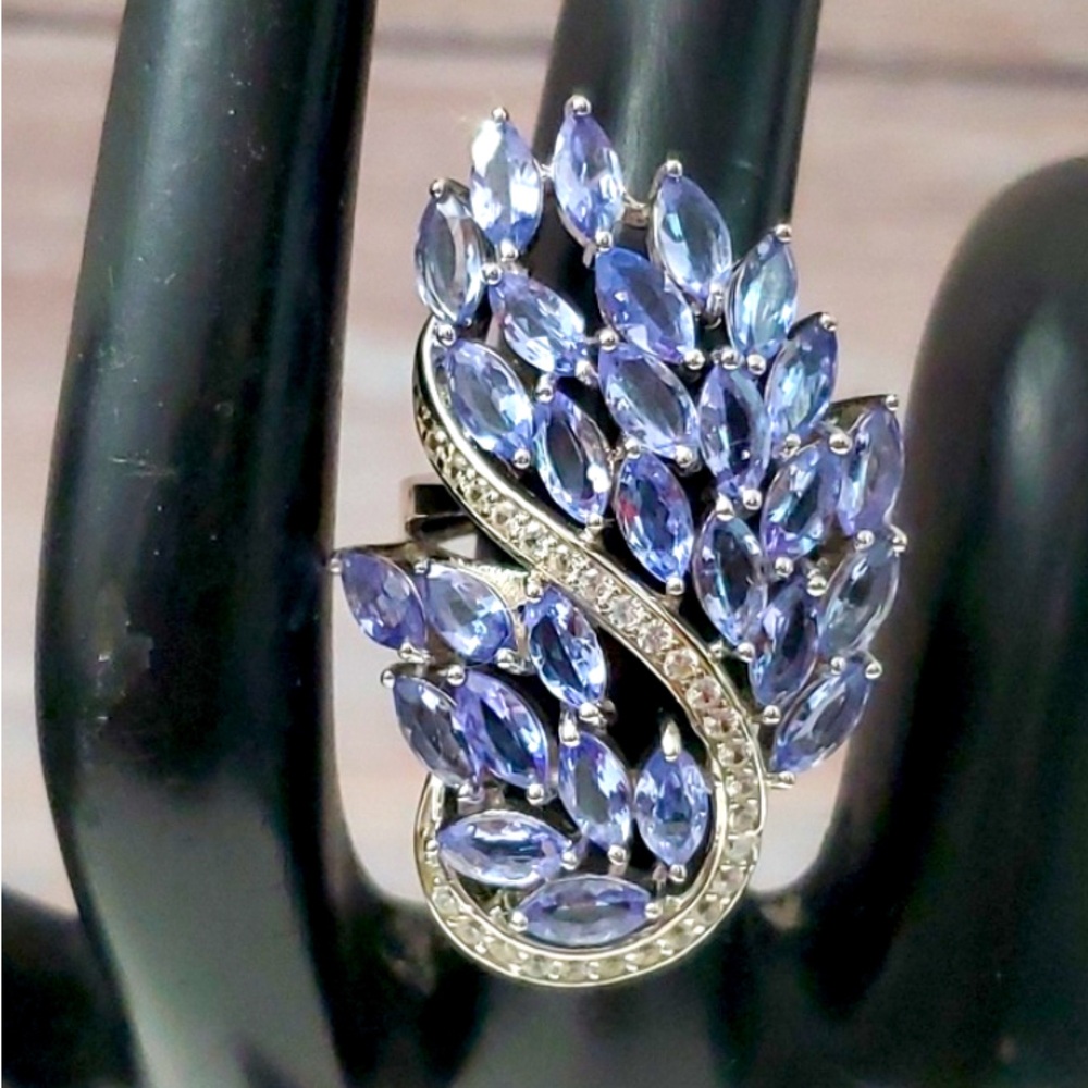 Watch Video / Sterling Silver 925 Abstract Peacock Tanzanite Ring